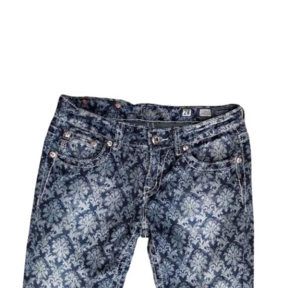 Miss Me Damask Navy Cuffed Capri Jeans 28 - Picture 3 of 9